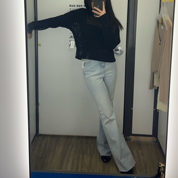 Old Navy High Rise Bootcut Jeans - Picture 2 of 3